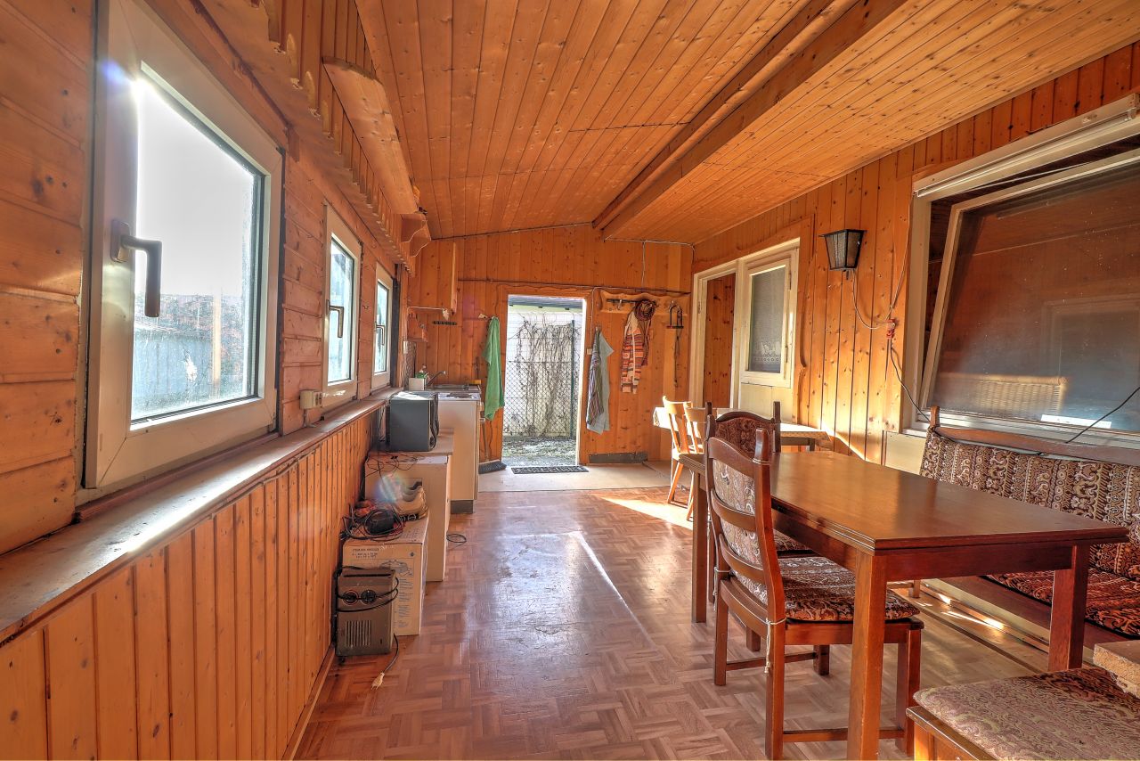 Wochenendhaus in Lich-Nider-Bessingen