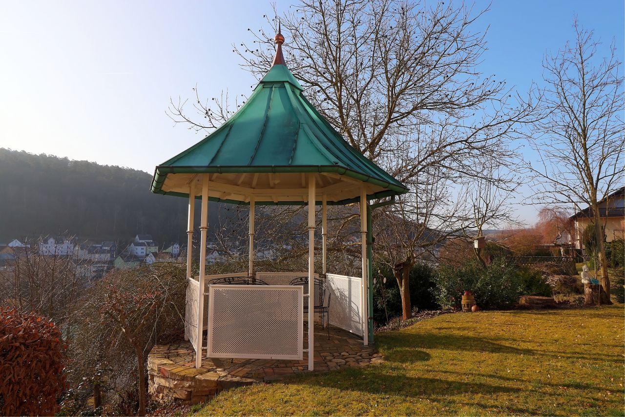 Traumhaftes 2 Familienhaus in toller Lage von Wetzlar-Nauborn