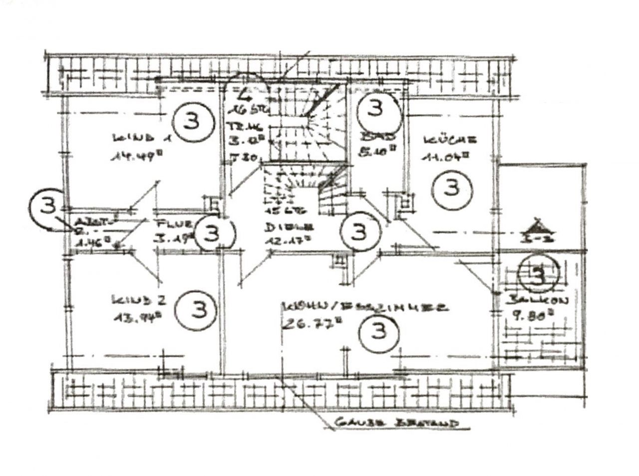 Interessante fünf Zimmer- Maisonette Wohnung in zentraler Lage von Biedenkopf.