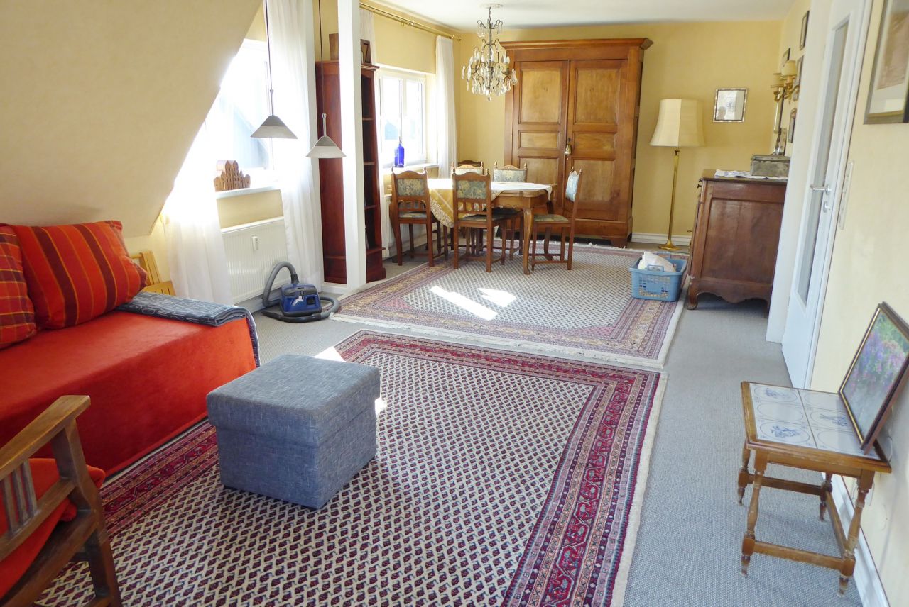 Interessante fünf Zimmer- Maisonette Wohnung in zentraler Lage von Biedenkopf.