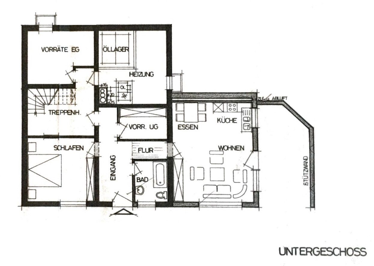 Bungalow mit Einliegerwohnung in bevorzugter Wohnlage von Reiskirchen.