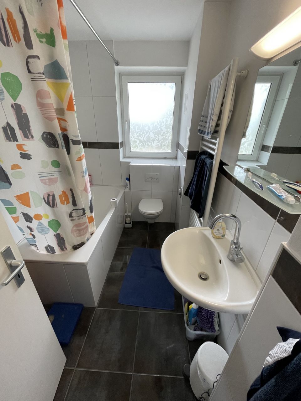 Sehr schöne drei Zimmer Mietwohnung in Gießen auch WG geeignet