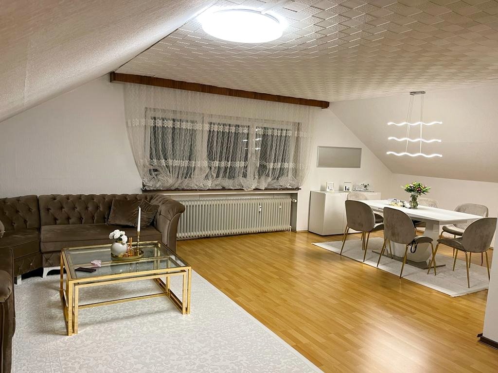 Charmantes Mehrfamilienhaus mit ausreichend Platz für 2-3 Familien