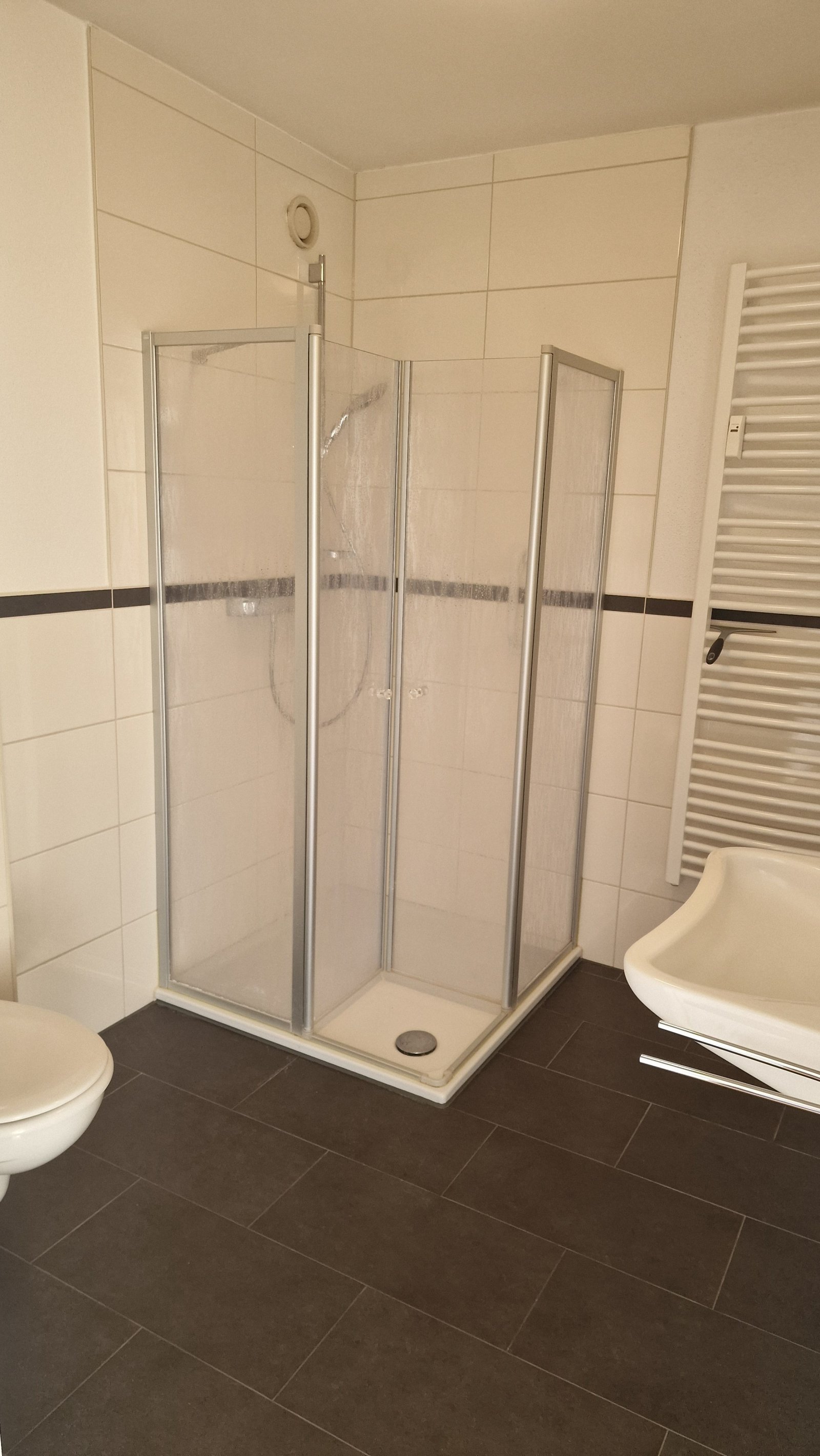 ***VERKAUFT*** Schöne Wohnung mit tollem Blick und 2 Balkonen